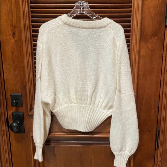 Farm Rio
Ribbed Goldtone-Buttoned Cardigan - Picture 10 of 10